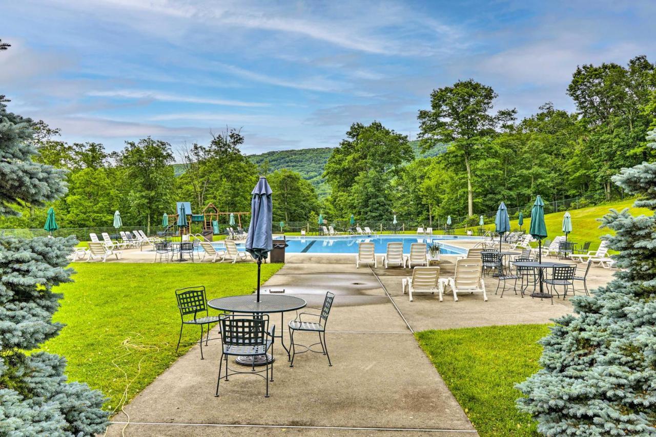 Pocono Retreat, 1 Mi To State Park And Ski Access! Tannersville Exterior foto